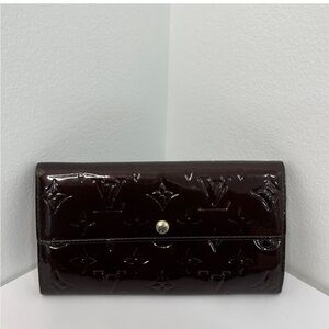 Burgundy Vernis Louis Vuitton wallet